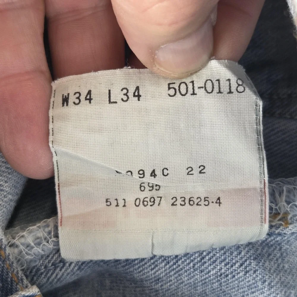 Levis 12238 important